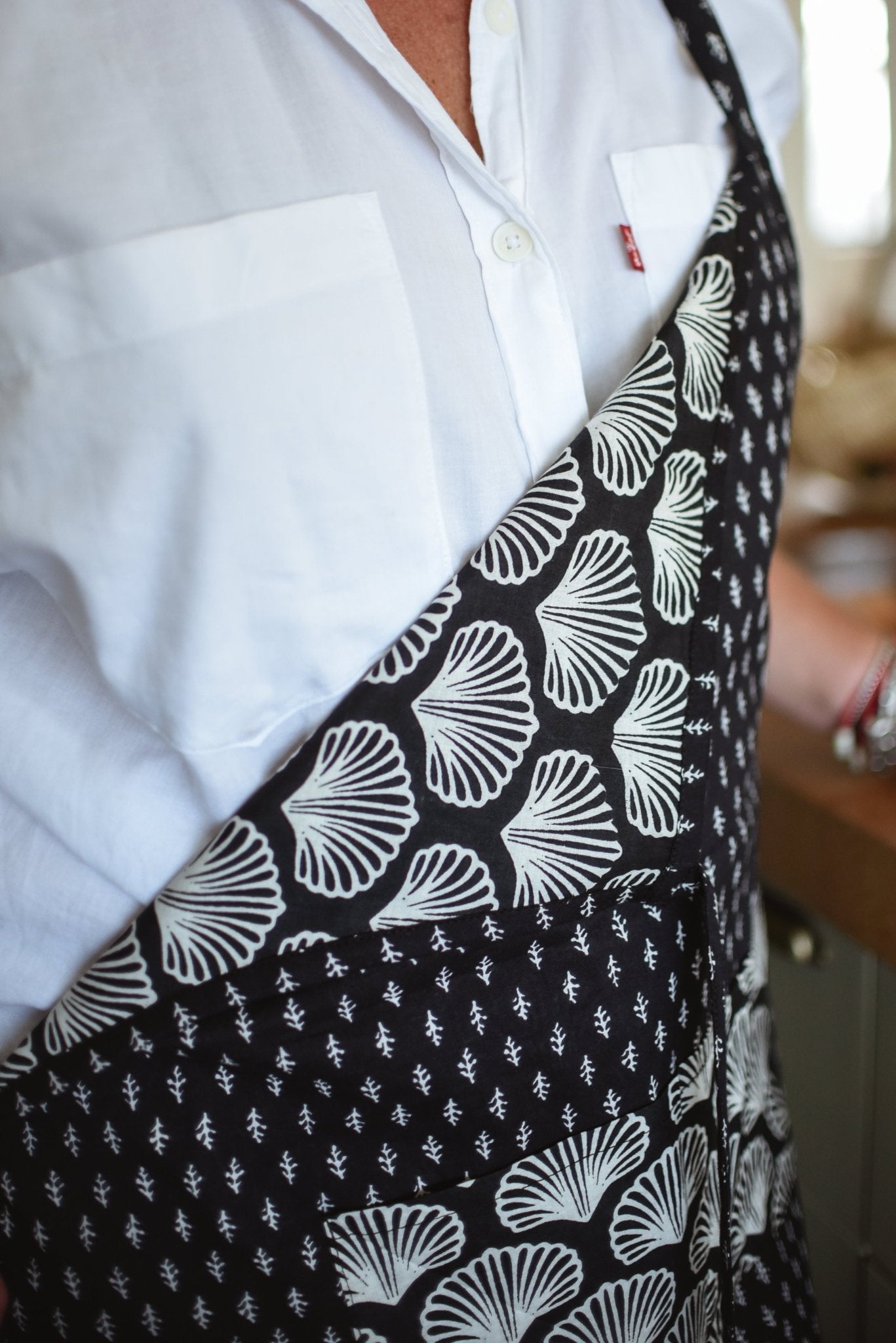 Noir Cafe Apron - Gawjus.CapeTown